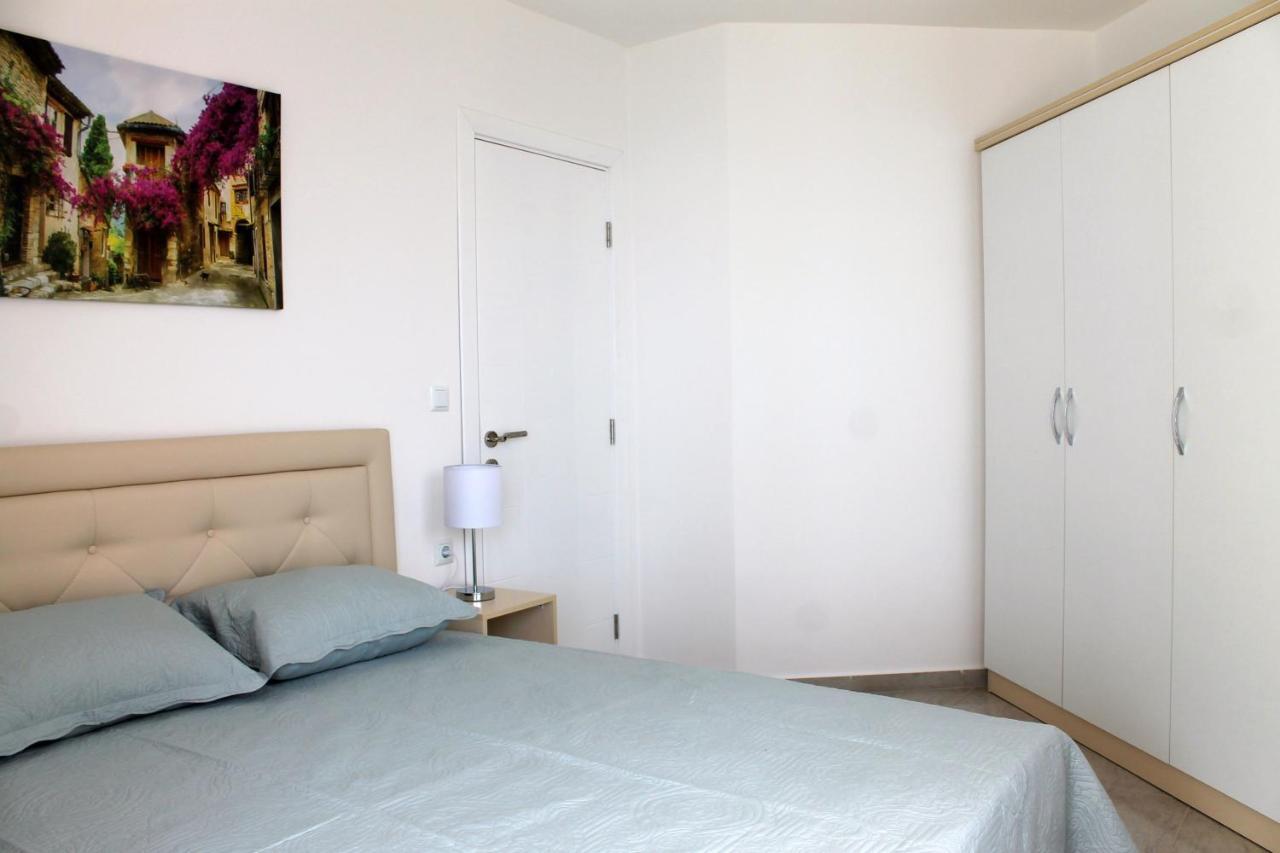 Horizon Katrina Apartments - Sea Line & Beach Access スヴェティ・ヴラス エクステリア 写真