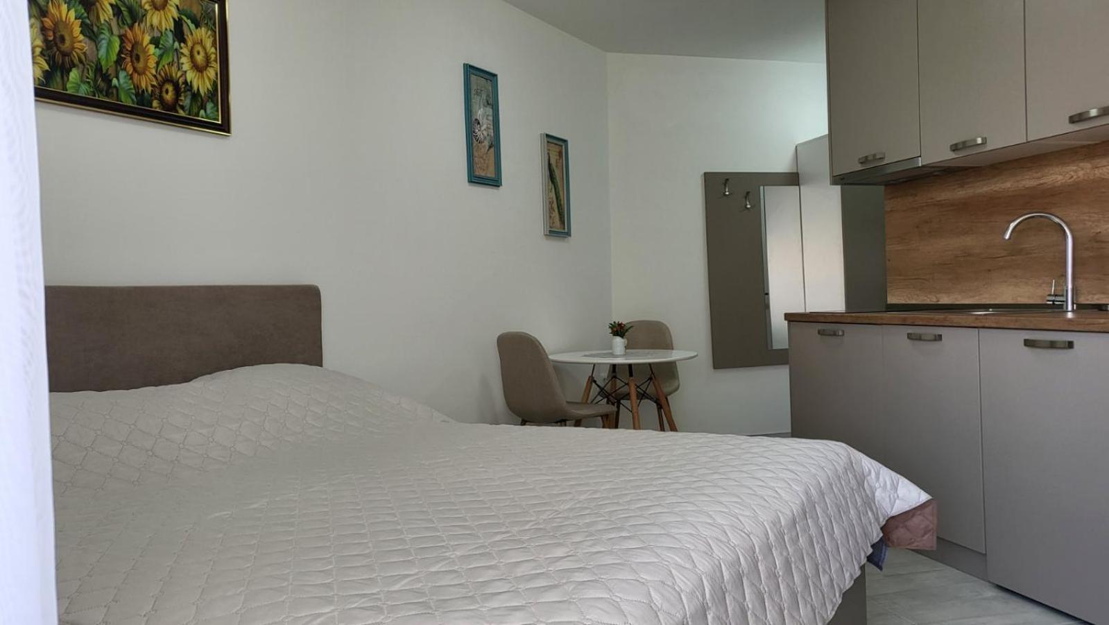 Horizon Katrina Apartments - Sea Line & Beach Access スヴェティ・ヴラス エクステリア 写真